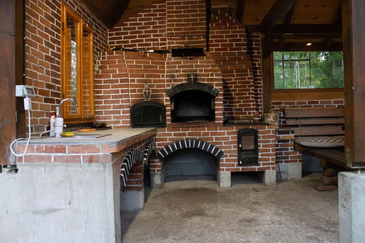 Cabana Din Padurea Belis Si Casuta Din Copac Cluj-Napoca Exterior photo